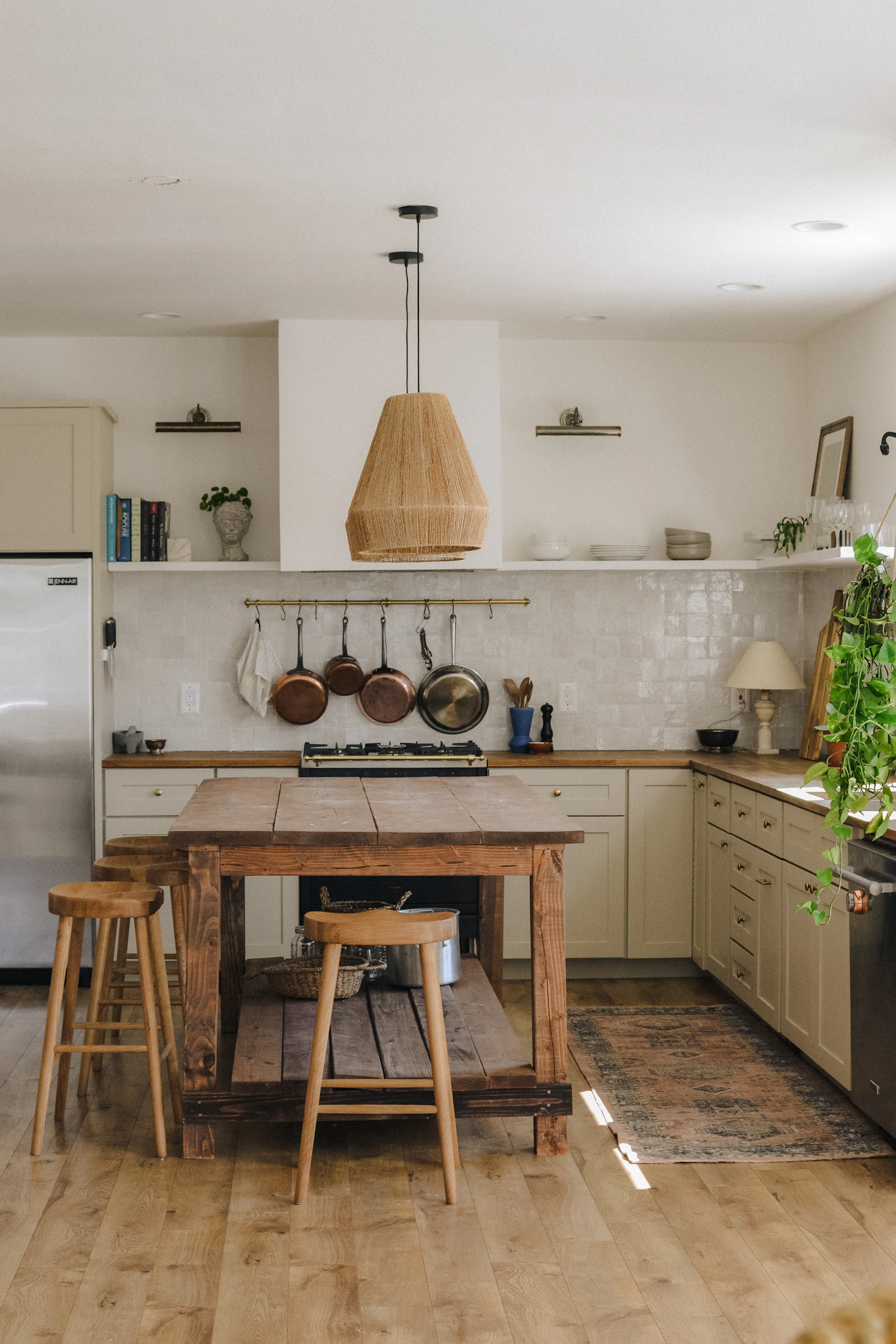 Grand T4 familial — Point E ambassades